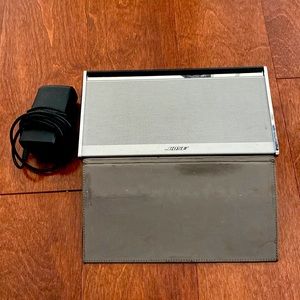 Bose Soundlink wireless speaker